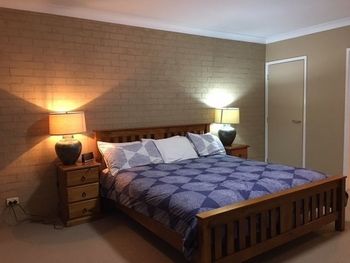 Eemnes Park Estate - Surfers Paradise Gold Coast 5