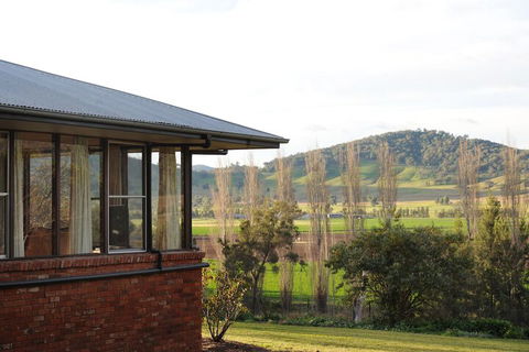 Stay In Mudgee - Surfers Paradise Gold Coast 1