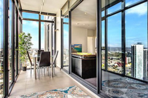 MJ Shortstay Bank Apartments - Surfers Paradise Gold Coast 6