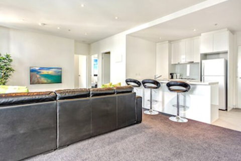 MJ Shortstay Bank Apartments - Surfers Paradise Gold Coast 4