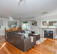 Orcades Beach House - Surfers Paradise Gold Coast