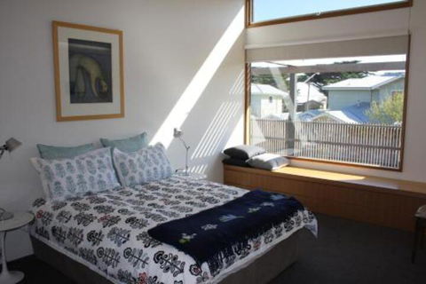 Swan Sea - Surfers Paradise Gold Coast 7