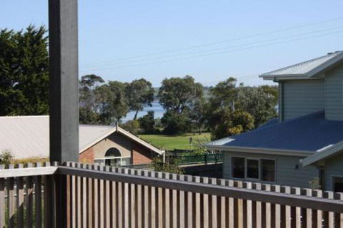 Swan Sea - Surfers Paradise Gold Coast 6