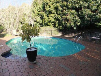 Apple Blossom Retreat - Surfers Paradise Gold Coast 1