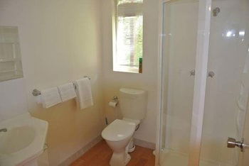 Apple Blossom Retreat - Surfers Paradise Gold Coast 6