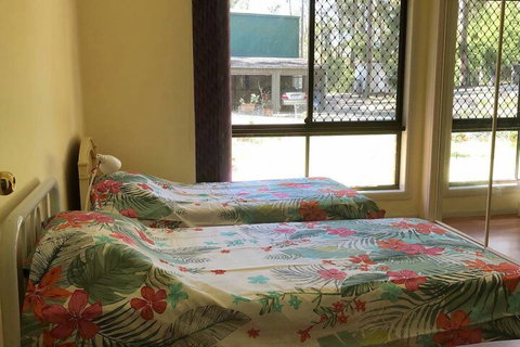 Springwood Meditation Vacation Center - Surfers Paradise Gold Coast 1