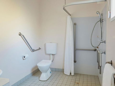 Grassy Head Holiday Park - Surfers Paradise Gold Coast 1