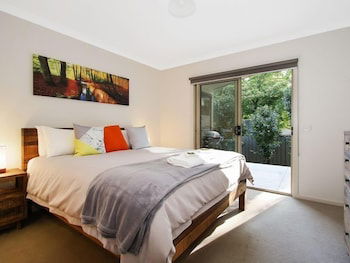 Bright Delight - Modern Luxury - Surfers Paradise Gold Coast 5