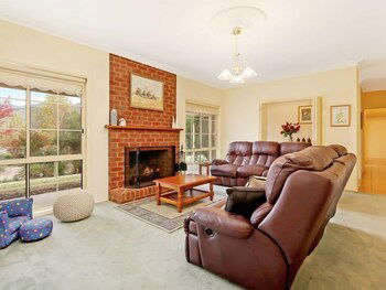 Alpine Mist - Spacious 5 Bedroom Home - Surfers Paradise Gold Coast 4