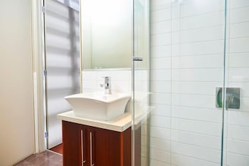 No.6 - Luxury Private Haven In The Heart Of Bright - Surfers Paradise Gold Coast 5