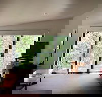Bright Woodlands Retreat
