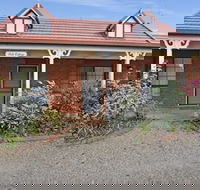 Oak Cottage - Tudor Village Unit 5