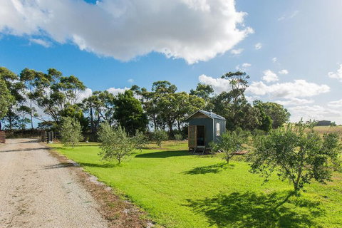 Live Big In The Gurdies Tiny House With A View - Surfers Paradise Gold Coast 7