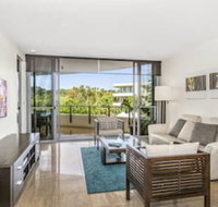 COTTON BEACH APARTMENT 33 WITH POOL VIEWS - Surfers Paradise Gold Coast