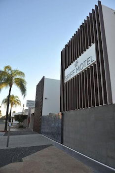 The Griff Motel - Surfers Paradise Gold Coast 1