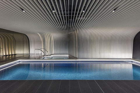 SKYE Suites Sydney - Surfers Paradise Gold Coast 1