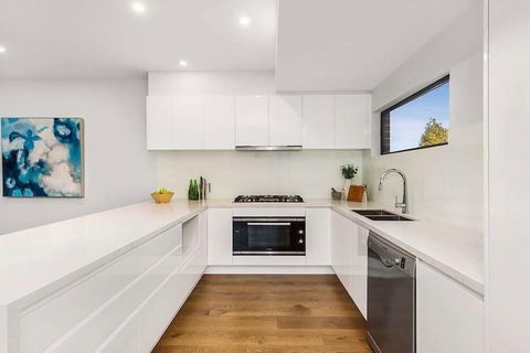 Glen Manor 3 - Surfers Paradise Gold Coast 1