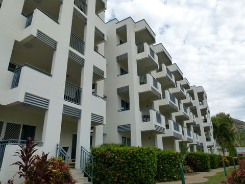 Madison Ocean Breeze - Surfers Paradise Gold Coast 0