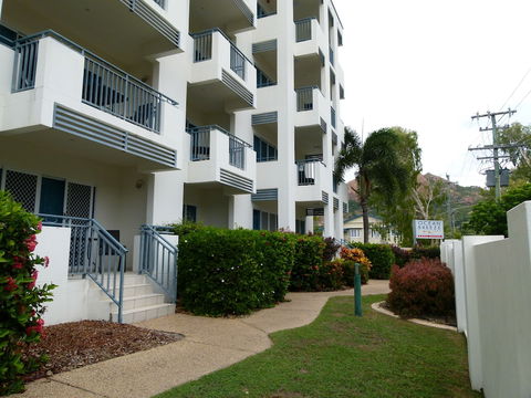 Madison Ocean Breeze - Surfers Paradise Gold Coast 4