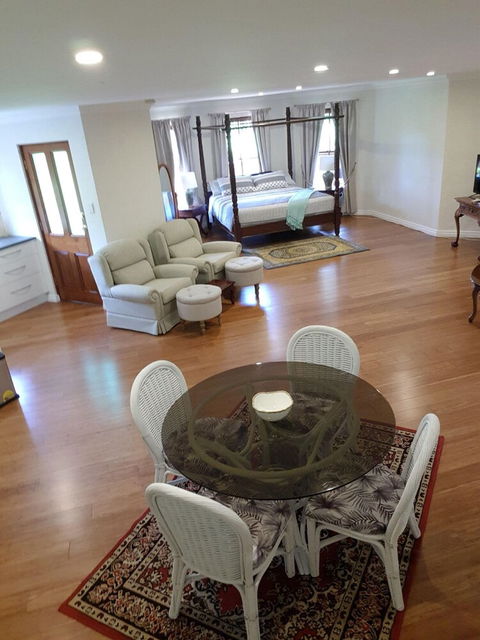 Brigadoon B & B - Surfers Paradise Gold Coast 3
