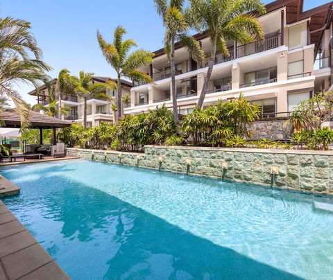 Oaks Casuarina Santai Resort - Surfers Paradise Gold Coast 2
