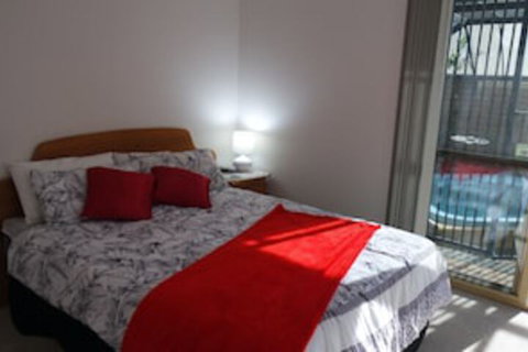 Kara Court - Surfers Paradise Gold Coast 0