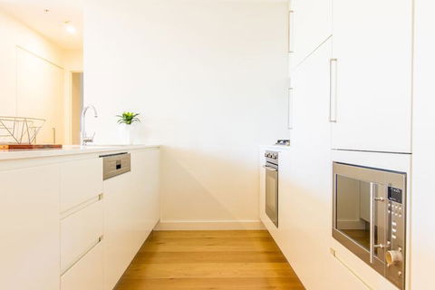 New Resort Style Urban Village In Macquarie Park - Surfers Paradise Gold Coast 2