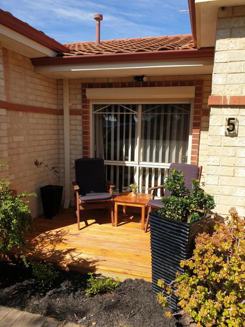 Beachside Retreat - Surfers Paradise Gold Coast 4