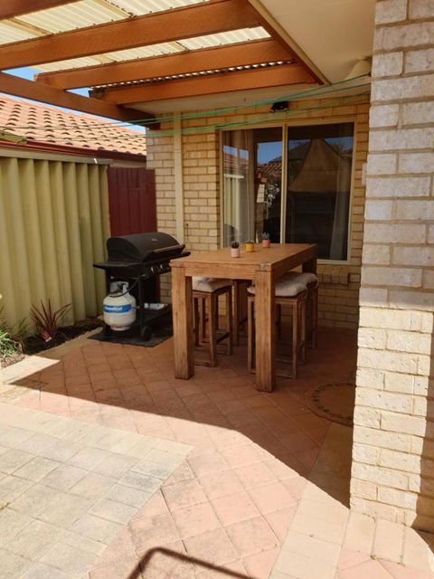 Beachside Retreat - Surfers Paradise Gold Coast 6