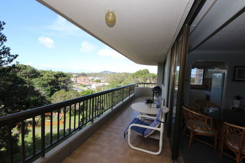 Pinnacle Unit 403 - Surfers Paradise Gold Coast 1