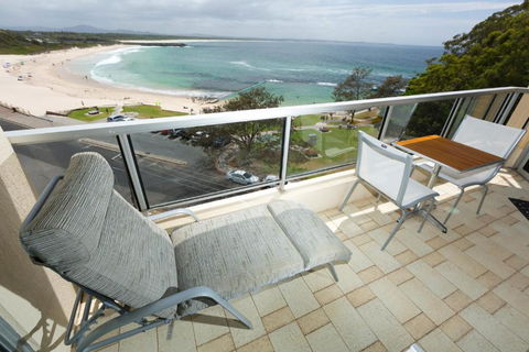 Beachpoint Unit 501 28 North Street - Surfers Paradise Gold Coast 1