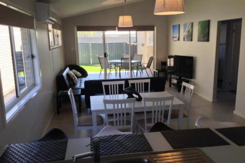 Bayswood Vincentia JERVIS BAY - Surfers Paradise Gold Coast 4