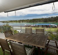 Waterline 202 - Surfers Paradise Gold Coast