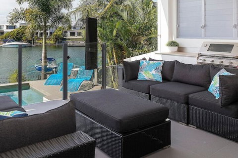 Waterfront Wonder - Surfers Paradise Gold Coast 1