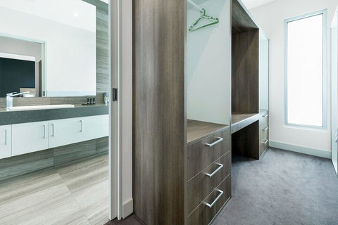 Bayview - Surfers Paradise Gold Coast 3
