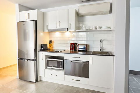 East Maitland Executive Apartments - Surfers Paradise Gold Coast 3