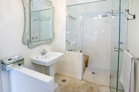 TRANQUILO BEACH HOUSE - Surfers Paradise Gold Coast 0