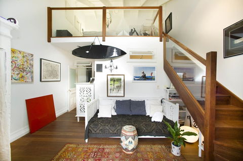 TRANQUILO BEACH HOUSE - Surfers Paradise Gold Coast 1