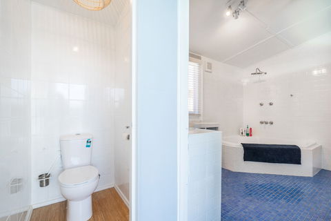 Seas The Day Rosebud - Surfers Paradise Gold Coast 4