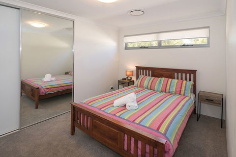 Gale House - Surfers Paradise Gold Coast 2