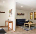 12 Mount Porepunkah Road
