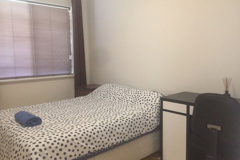 South Perth 2 Bedrooms Apartment - Surfers Paradise Gold Coast 7