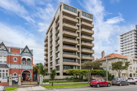 Exquisite 2 Bedroom Beach City Views - Surfers Paradise Gold Coast 0