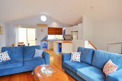 THE Sails 8 Linen Included Central Location - Surfers Paradise Gold Coast 0
