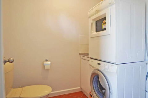 THE Sails 8 Linen Included Central Location - Surfers Paradise Gold Coast 5