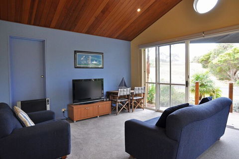 THE Sails 4 Linen Included Central Location - Surfers Paradise Gold Coast 7