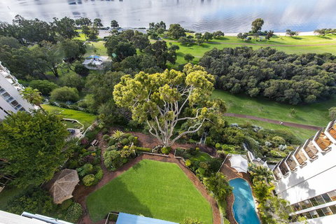 High Tor Apartment 134 - Surfers Paradise Gold Coast 1