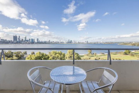 High Tor Apartment 104 - Surfers Paradise Gold Coast 0