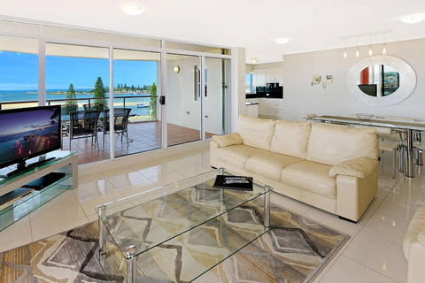 Sunrise Apartments Tuncurry - Surfers Paradise Gold Coast 0