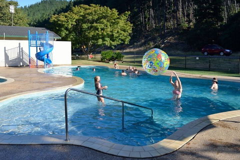 Porepunkah Pines Holiday Park - Surfers Paradise Gold Coast 7